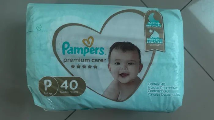 Fraldas Pampers Premium Care Tamanho P 40 unidades novo . Aceito troca por M ou G