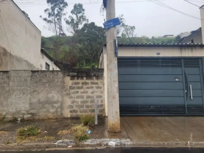 Casa 183 m² (área construída) e 250 m² (área total) - Parque Continental - Guarulhos - SP