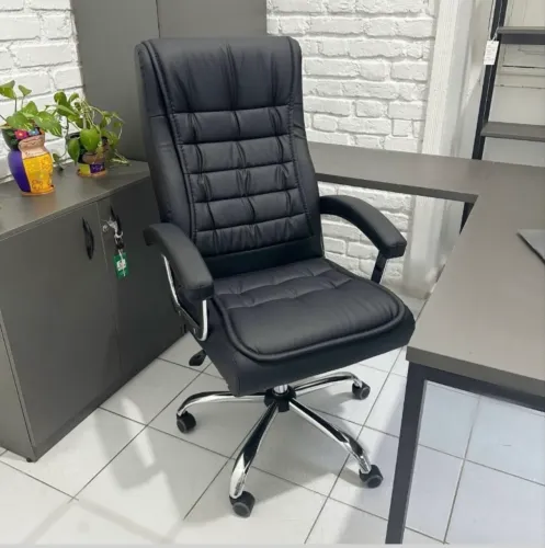Cadeira presidente giratória pronta entrega