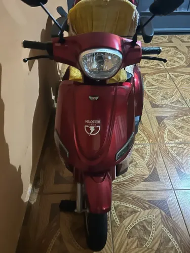 Triciclo Veloster E-Bike elétrica 1000W