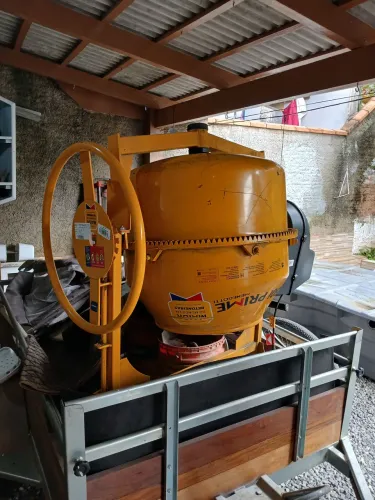 Betorneira, 150 l, usada por 30 dias