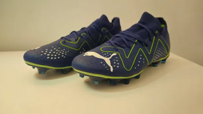 Puma Future Match - Cabedal de malha azul-marinho leve com texturas 3D