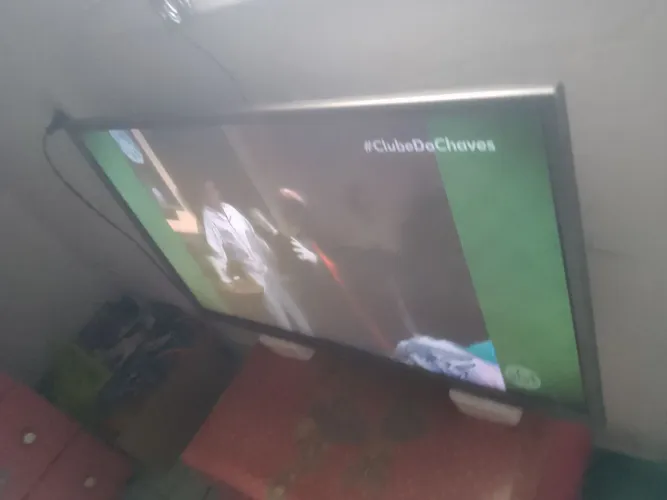 Vendo tv semp 32 polegadas