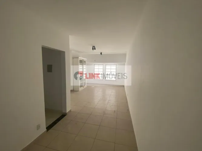 Alugue Imóvel em Santa Lúcia - Vitória: 1 Banheiro por R$1000