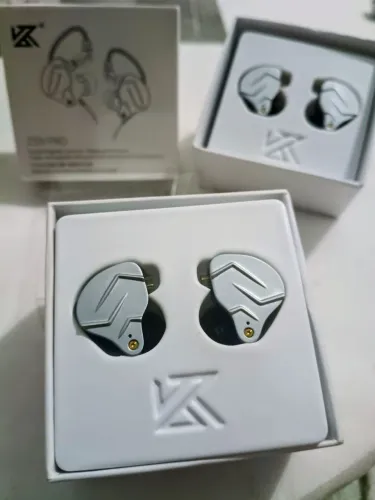 Fone zsn pro metal ótimo para retorno