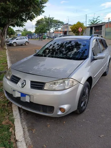 Renault Megane Grand Tour Dynam. Hi-flex 1.6 16V 2010
