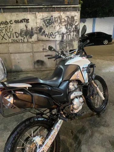 Vendo xre 300 2010 vela fina 