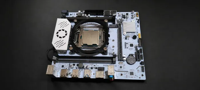 PLACA-MÃE X99 + PROCESSADOR INTEL XEON E5-2630 V4