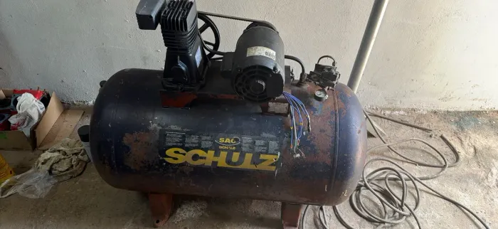 Compressor Schulz MSL10 pés 175 litros