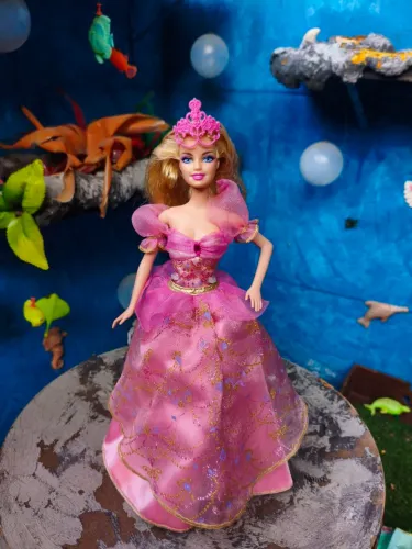 Barbie mosqueteira Corinne