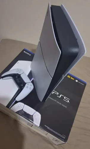 Playstation 5 slin digital 825GB