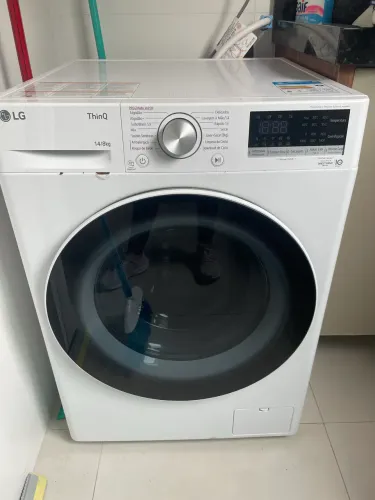 Lava e Seca LG ThinQ 14kg/8kg - Excelente estado