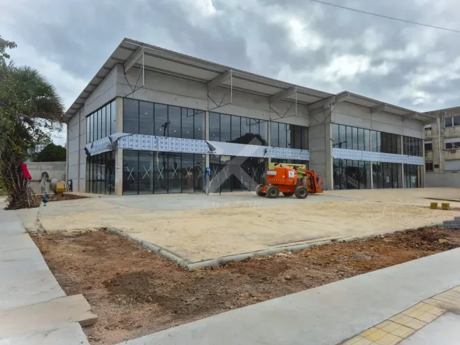 Loja de 271m2 para alugar na Zona Norte de Porto Alegre