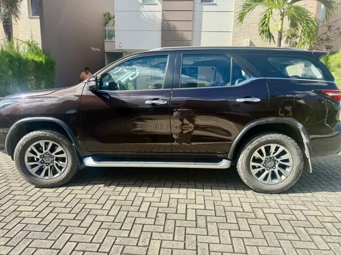 Toyota Hilux SW4 SRX 4X4 2.8 TDI 16V Dies. Aut. 2021