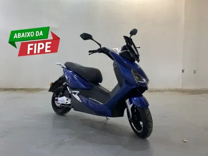 Aima Voltz Motoneta Sport Evo1