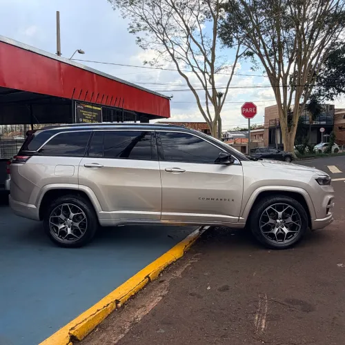 Jeep Commander Overland T270 1.3 TB Flex AUT 2025