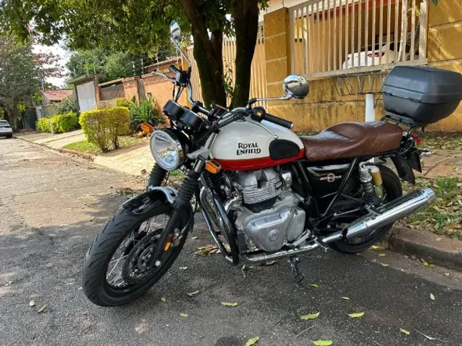 Royal Enfield Interceptor 650 2022/23 | 10.000 km | Acessórios