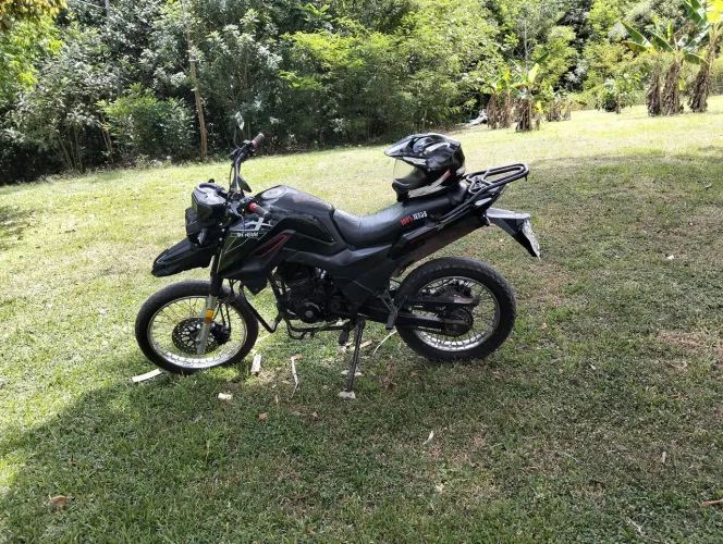Moto em perfeito estado ***