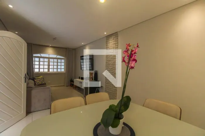 Casa à Venda - Vila Antonieta, 2 Quartos, 250 m2