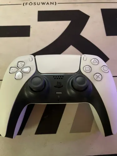 Controle ps5 novo, só usei apenas uma vez!!
