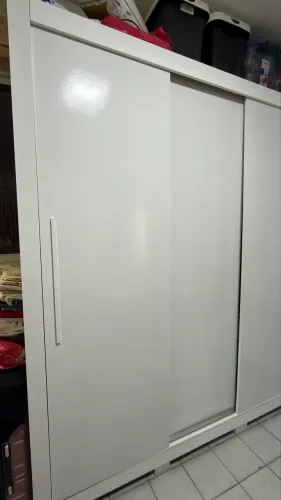 GUARDA ROUPA DE CASAL POUCO USO
