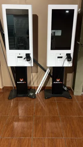 2 Totens de Autoatendimento Touch 24" MelhoreTec - Entrega Grátis