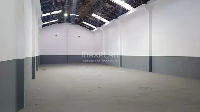 Aluguel de Galpão em Bonsucesso - 550 m² - Ótimo estado -Entra carreta - Rio de Janeiro -