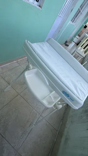 Banheira com suporte e trocador Burigotto Branca
