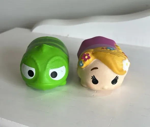 tsum tsum squishy rapunzel e pascal