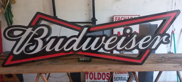 Luminoso de aclilico