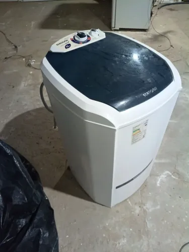 Vendo tanquinho sugar de 15 k funcionando bem semi novo
