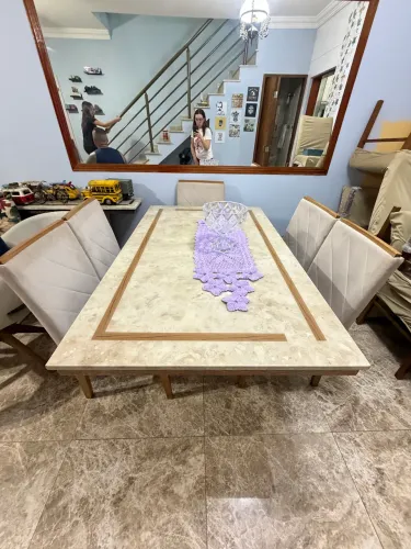 Mesa de Jantar em Pedra com 6 Cadeiras - Excelente Estado