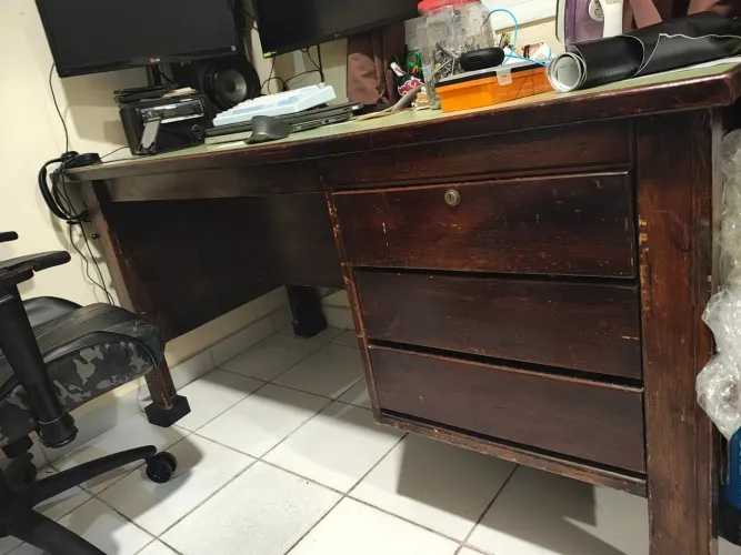 Mesa escritório doação