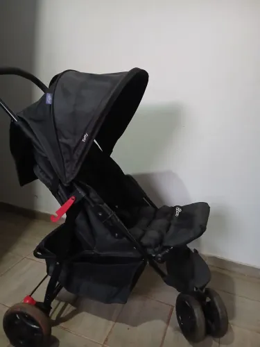 Carrinho de Bebê Cosco Toffy 3 Rodas Preto