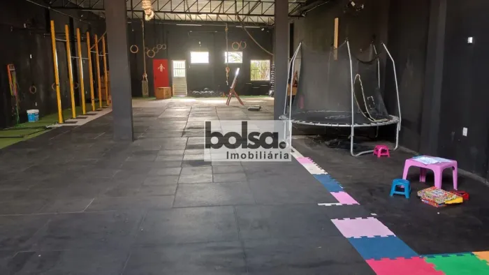 Salão para venda com 400 m², alugado a 3 anos pelo valor de R$ 4.000,00 em Vila Seabra, Ba