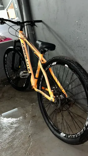 vendo bicicleta nova