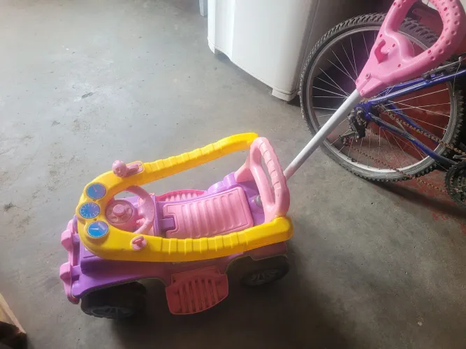 vendo carrinho infantil menina