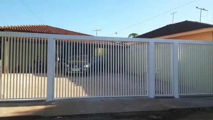 Vende-se Casa com 2 suítes grandes à venda - Zona Sul de SJRP/SP-Estância São Pedro