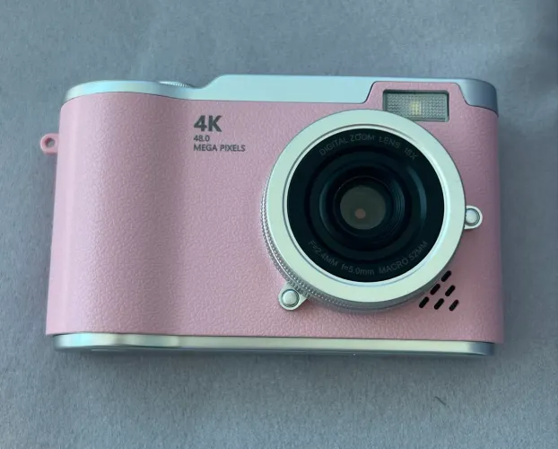 Câmera fotográfica 4k nova 
