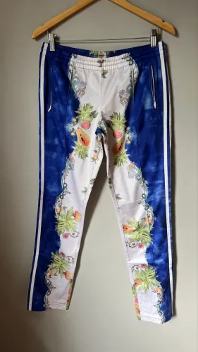 Calça adidas farm - Tamanho P