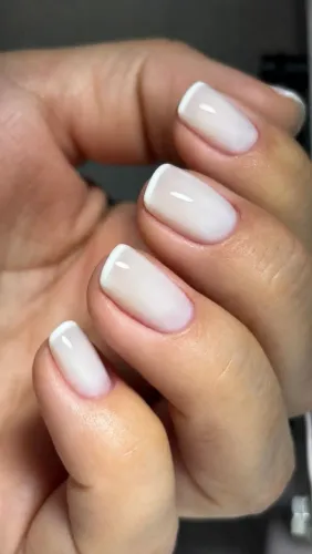 Manicure Esmaltação em Gel