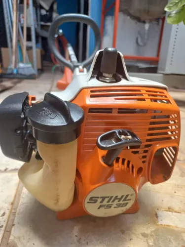 Roçadeira Stihl FS 38