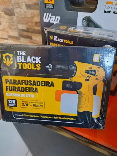 Parafusadeira Furadeira The Black Tools TB12A 3/8 a Bateria Cor Amarelo Frequência 60Hz