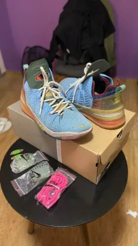 Nike LeBron 18 XVIII University Blue Original Tam 43 BR - DM2813 400