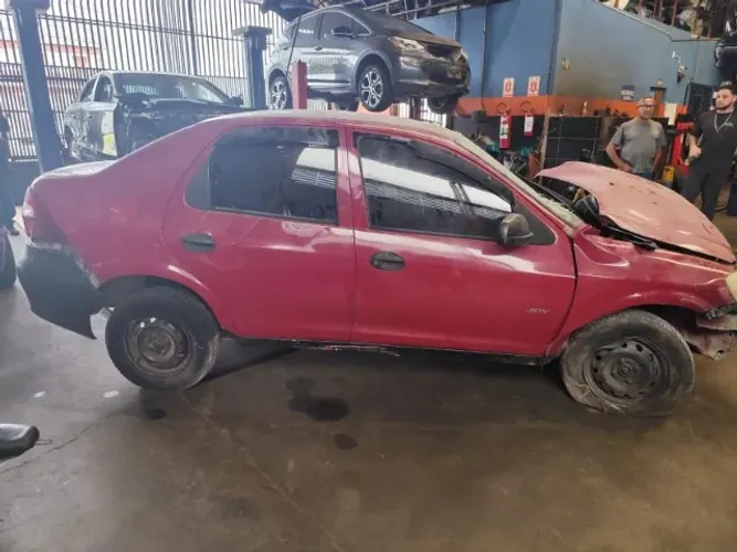 SUCATA GM PRISMA JOY 2010 A 2011 (RETIRADA DE PEÇAS)
