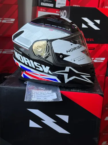 Capacete Norisk ff302 Reino Unido