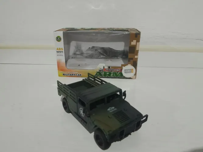 Miniatura Hummer exercito