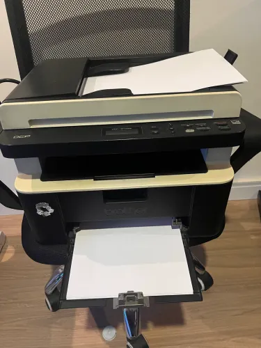 Vendo impressora semi nova funcionando dcp 1617 nw