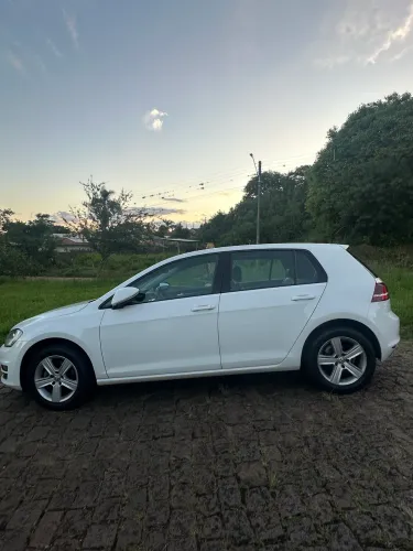 Volkswagen Golf Highline 1.4 TSI Total Flex Aut. 2017