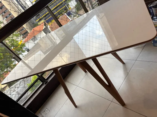 Mesa de Jantar Sparta 1,40 x 0,90m - Madeira e Vidro Off White